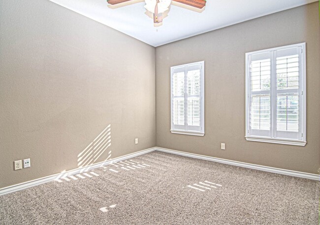 Building Photo - 4304 Saltillo Ct