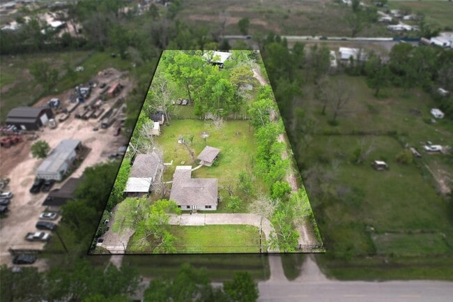 Building Photo - 1725 Strawn Rd