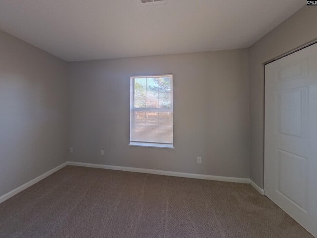 Building Photo - 7 Barnley Ct