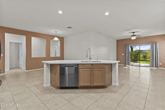 Building Photo - 8512 S 56th Ln