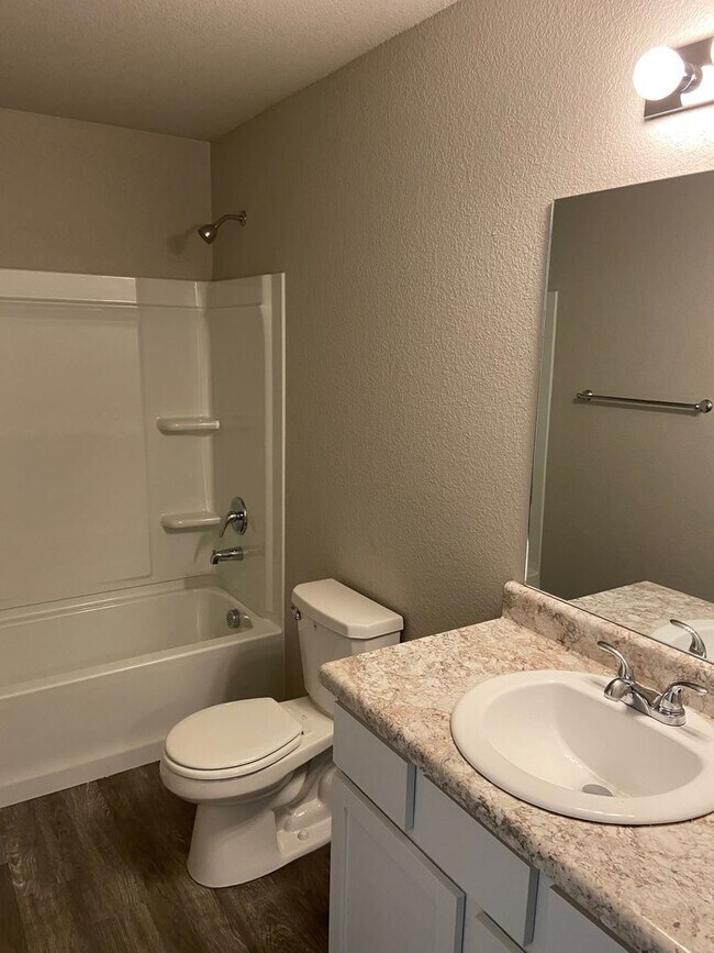 Building Photo - *Pre-leasing* Four Bedroom | Two Bathroom ...