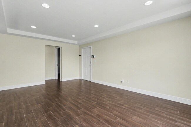 Building Photo - 1250 SW 113th Terrace