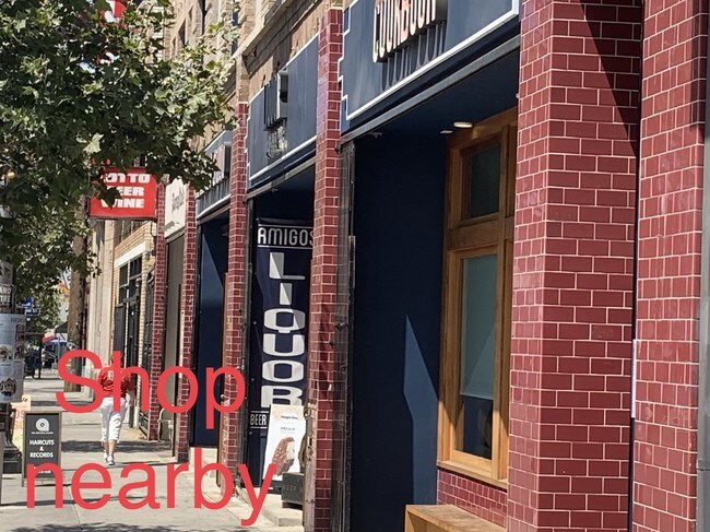 Downtown Highland Park Shoping - 4910 Monte Vista St