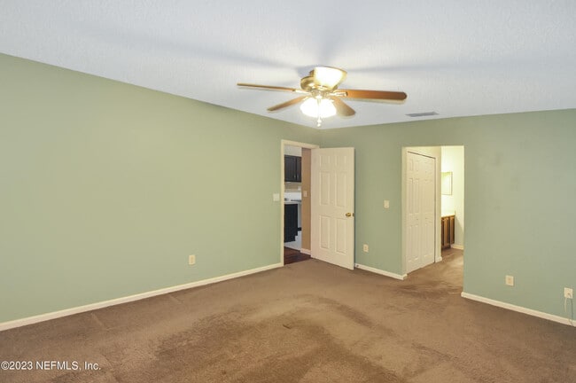 Building Photo - 12062 W Dalmation Ln