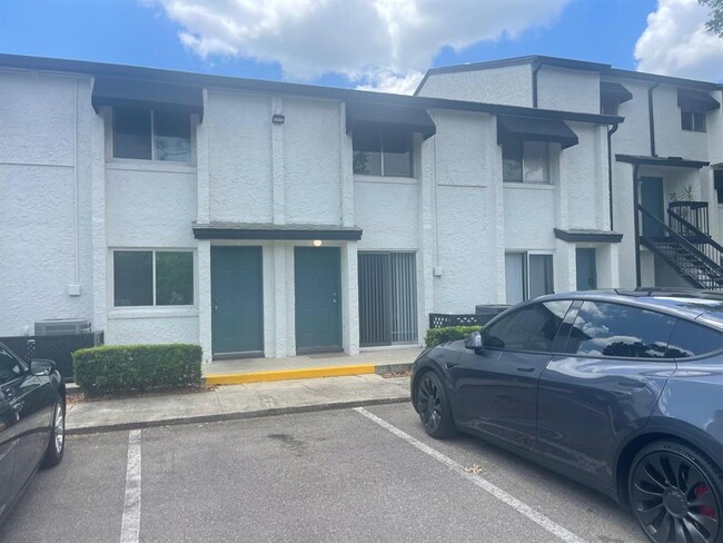 Primary Photo - 4117 S Semoran Blvd