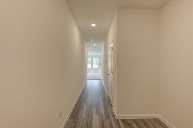 Building Photo - 10207 Purple Daphne Ln