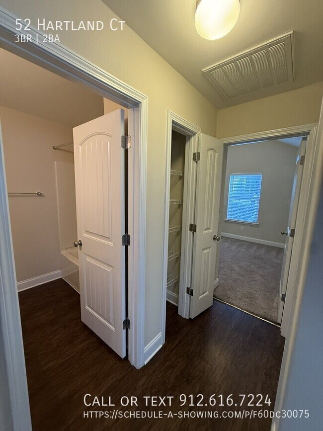 Building Photo - 52 Hartland Ct