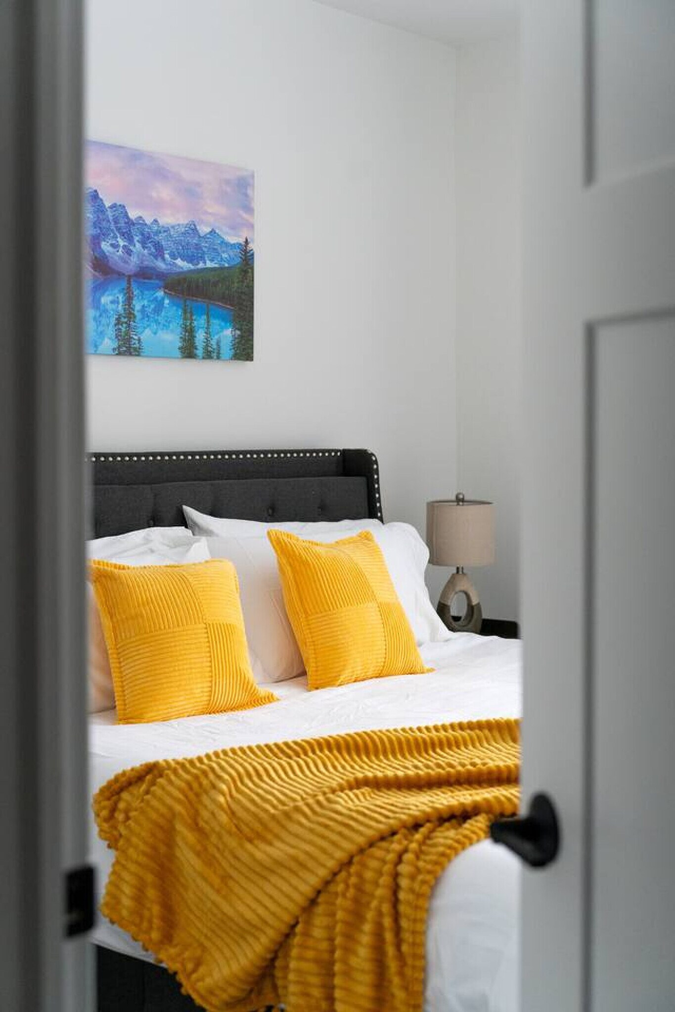 Building Photo - 5842 Leisure Ln