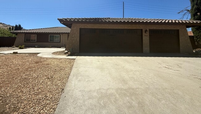 Primary Photo - Beautiful Canyon Crest Home