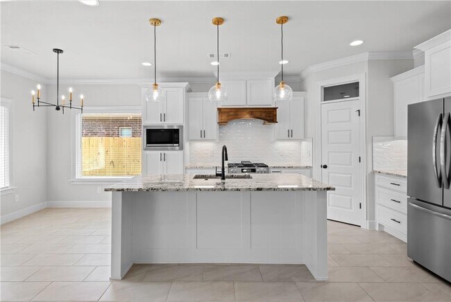 Building Photo - 1361 Sessile Oak Wy