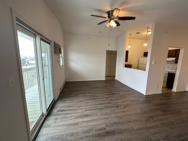 Building Photo - 1363 Cunat Ct