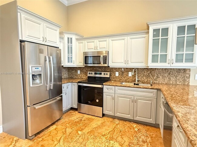 Building Photo - 807 Heritage Dr