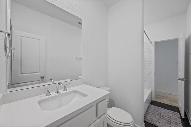 Building Photo - 15727 Autumn Sun Court