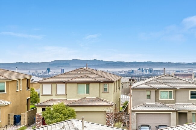 Building Photo - 342 American Dipper St