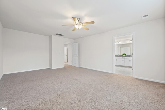 Building Photo - 218 Reynard Trl