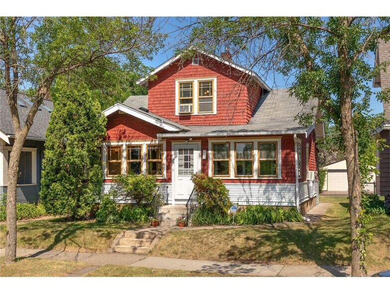 Primary Photo - 620 Asbury St