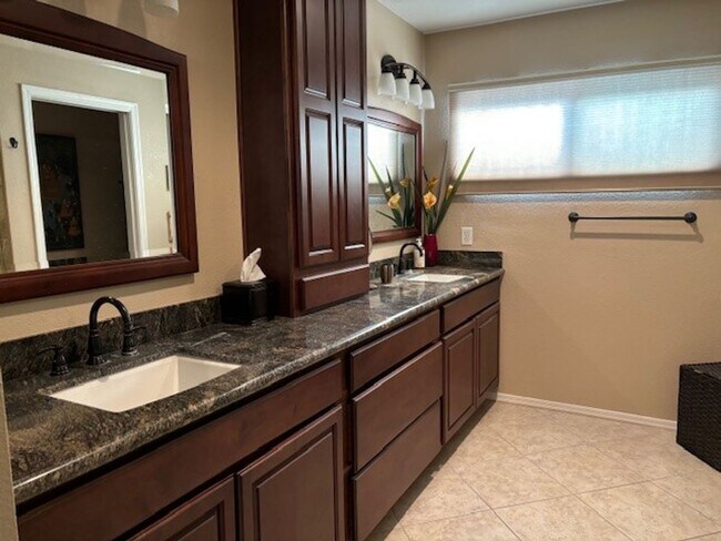Building Photo - 2502 Leisure World