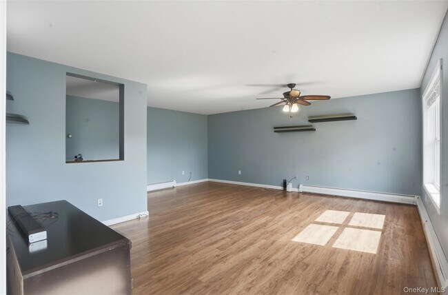 Building Photo - 34 Rombout Rd