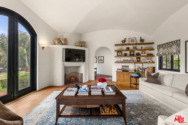 Building Photo - 361 Fordyce Rd