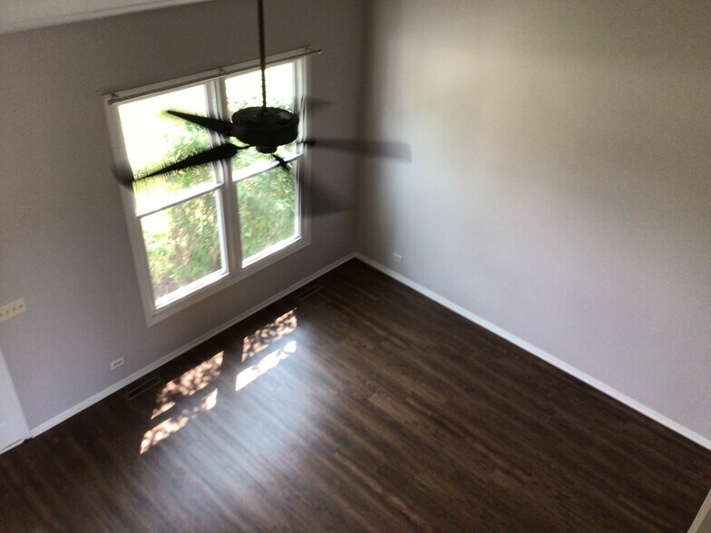 Building Photo - 1749 Quail Ct