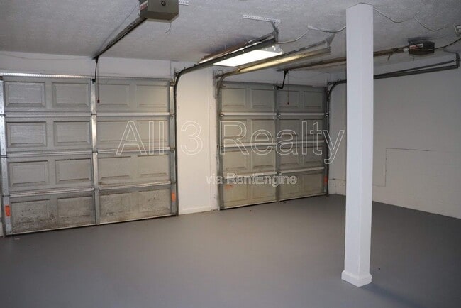 Building Photo - 508 Jarrett Ct