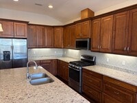 Building Photo - 5081 Bird Nest Trl