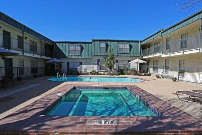Building Photo - 1 bedroom in Austin TX 78752