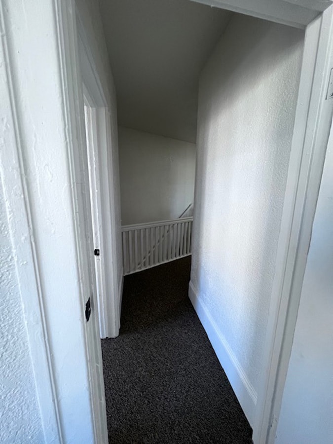 Building Photo - 709 32nd St