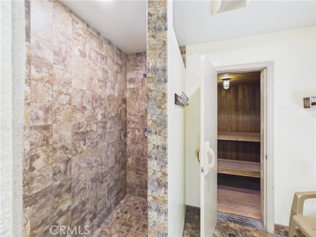 Building Photo - 711 CA-1