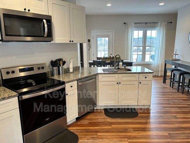 Building Photo - 301 Purdue St