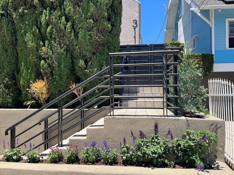 Building Photo - 311 Hill St