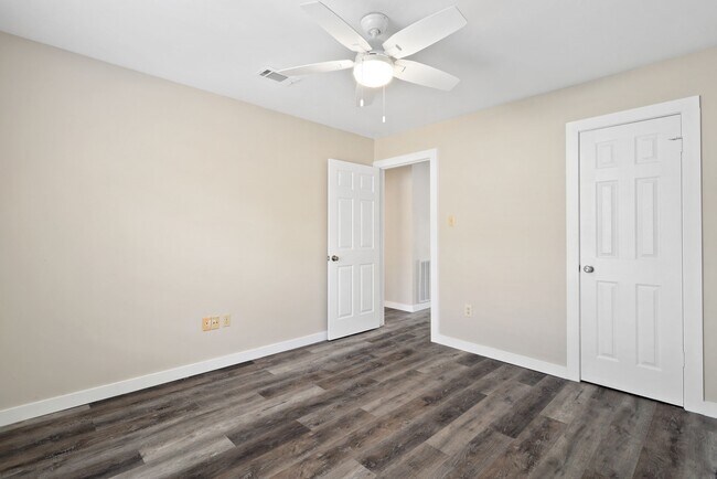 Building Photo - 17114 Beaver Springs Dr