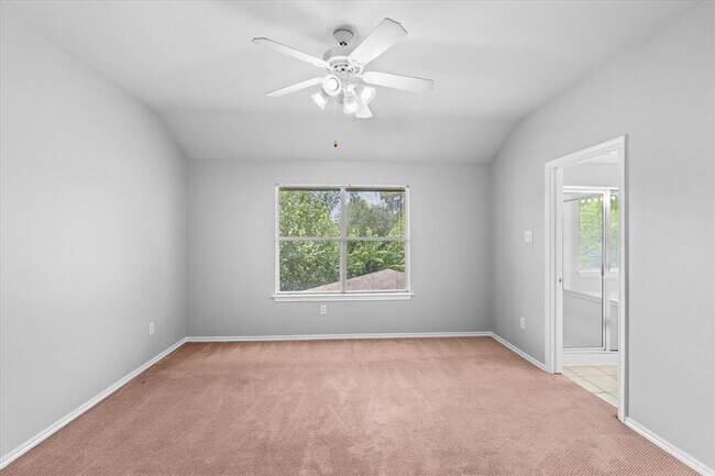 Building Photo - 2946 Loganberry Park Ln