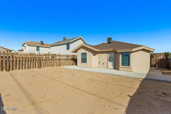 Building Photo - 12960 Alfredo Apodaca Dr