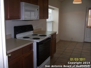 Building Photo - 15803 Borwick Ln