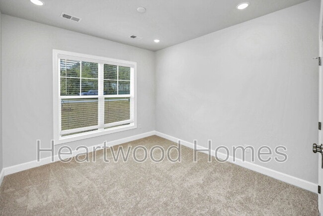 Building Photo - 6640 Satchelford Rd