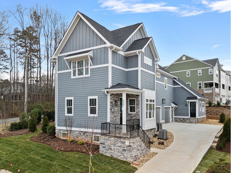 Primary Photo - 805 Naples Dr