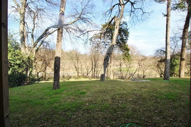 Building Photo - 313 Woodhaven Dr