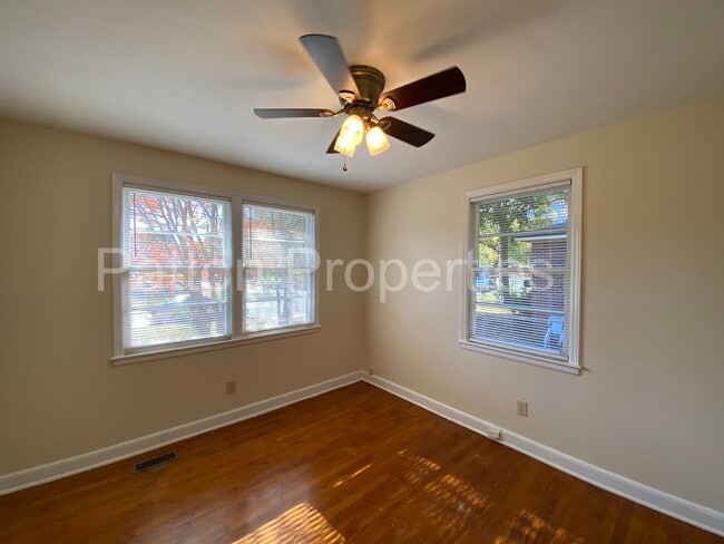 Building Photo - Standish Acres Home