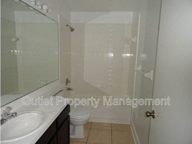 Building Photo - 13959 Timberland Dr