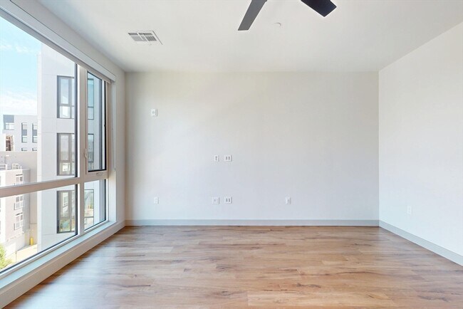 Building Photo - 80 Rugg Rd