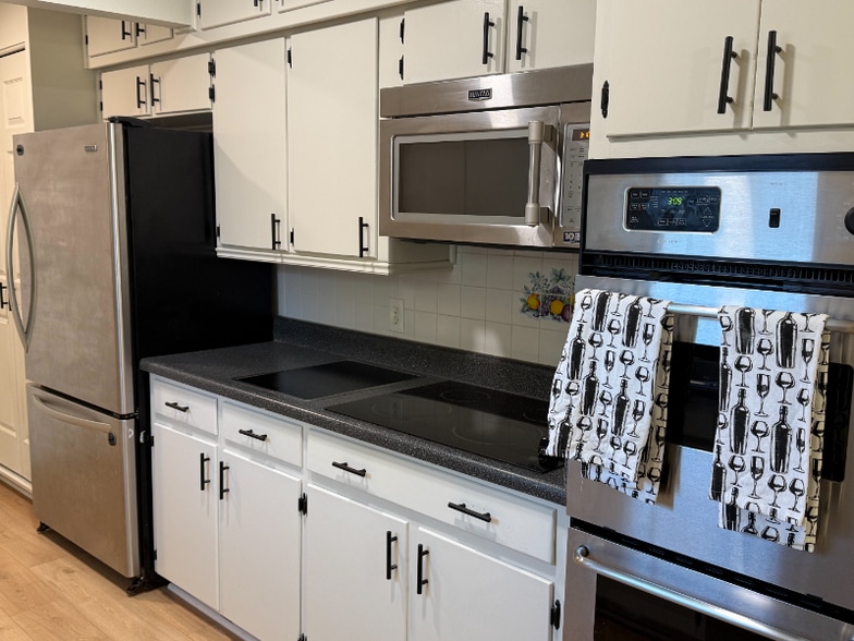 Building Photo - 5228 Rutland Ave