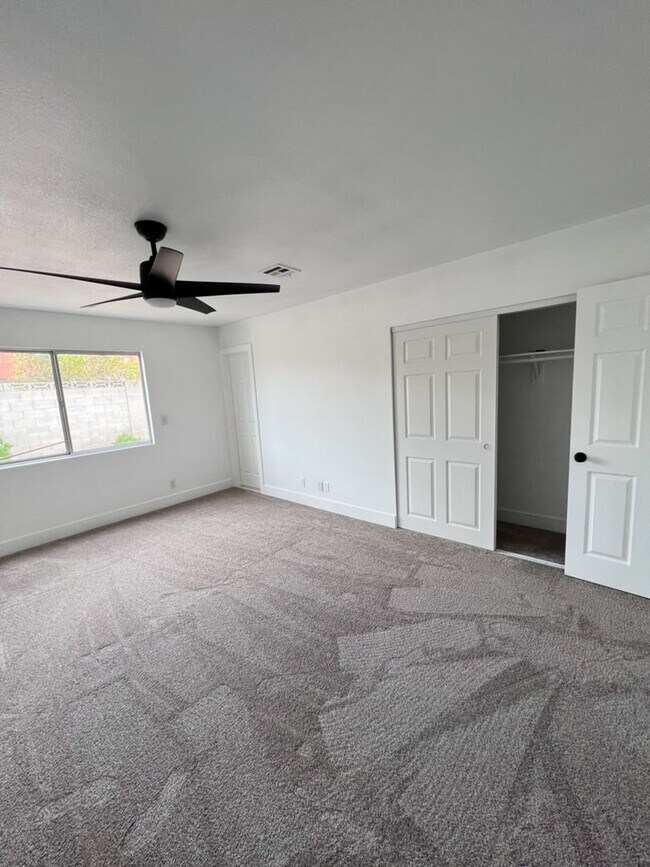 Building Photo - 340 Clover Glen Ct