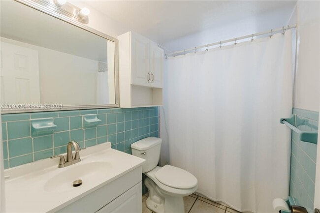 Building Photo - 747 NW 13th Ave