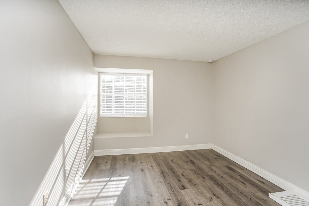 Building Photo - 1518 Crossridge Dr