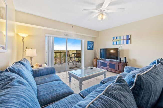 Building Photo - Beautiful Ocean Walk Condo