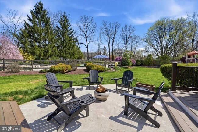 Building Photo - 1551 Duxbury Ct