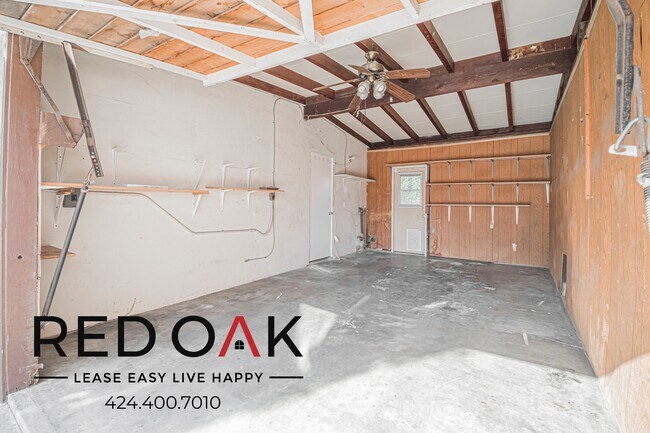 Building Photo - 15301 Woodruff Pl