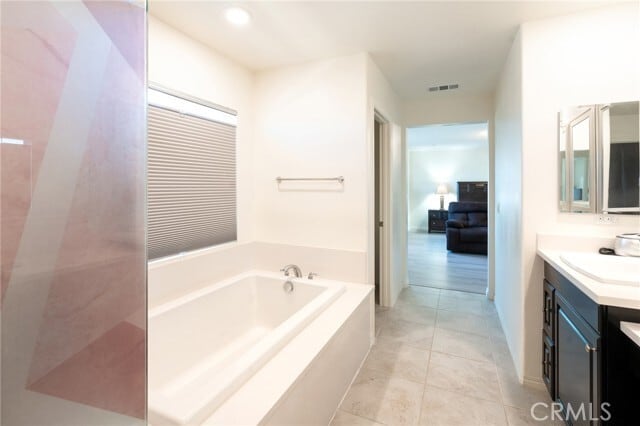 Building Photo - 6065 Coopers Hawk Dr