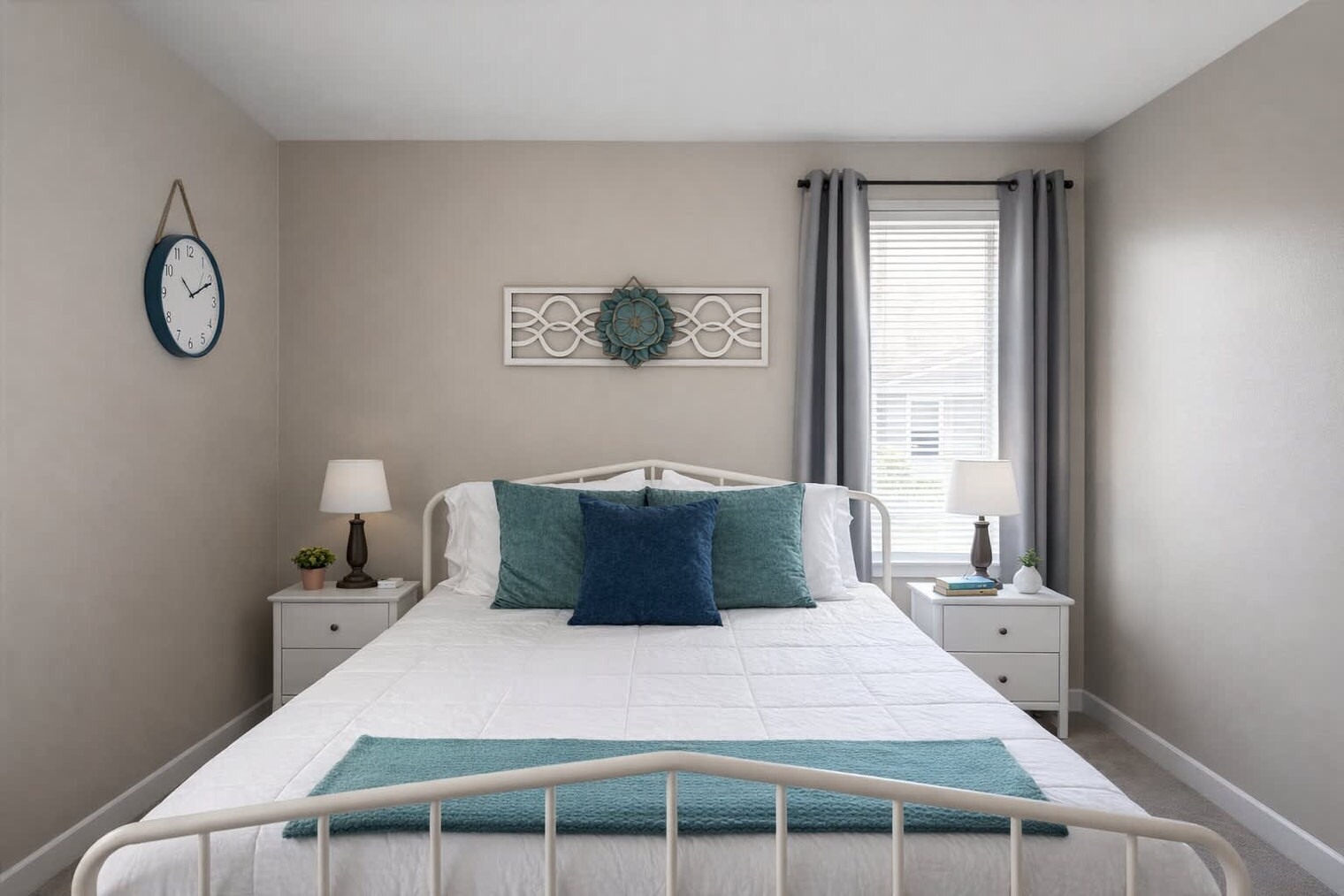 Building Photo - 905 Hill St